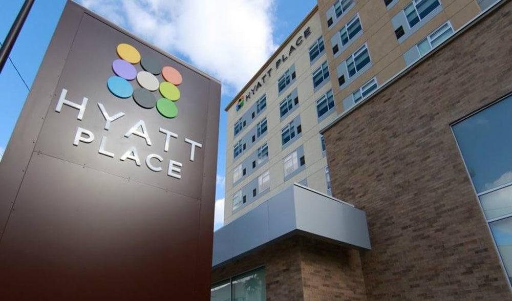 Hyatt Place Tijuana Bagian luar foto