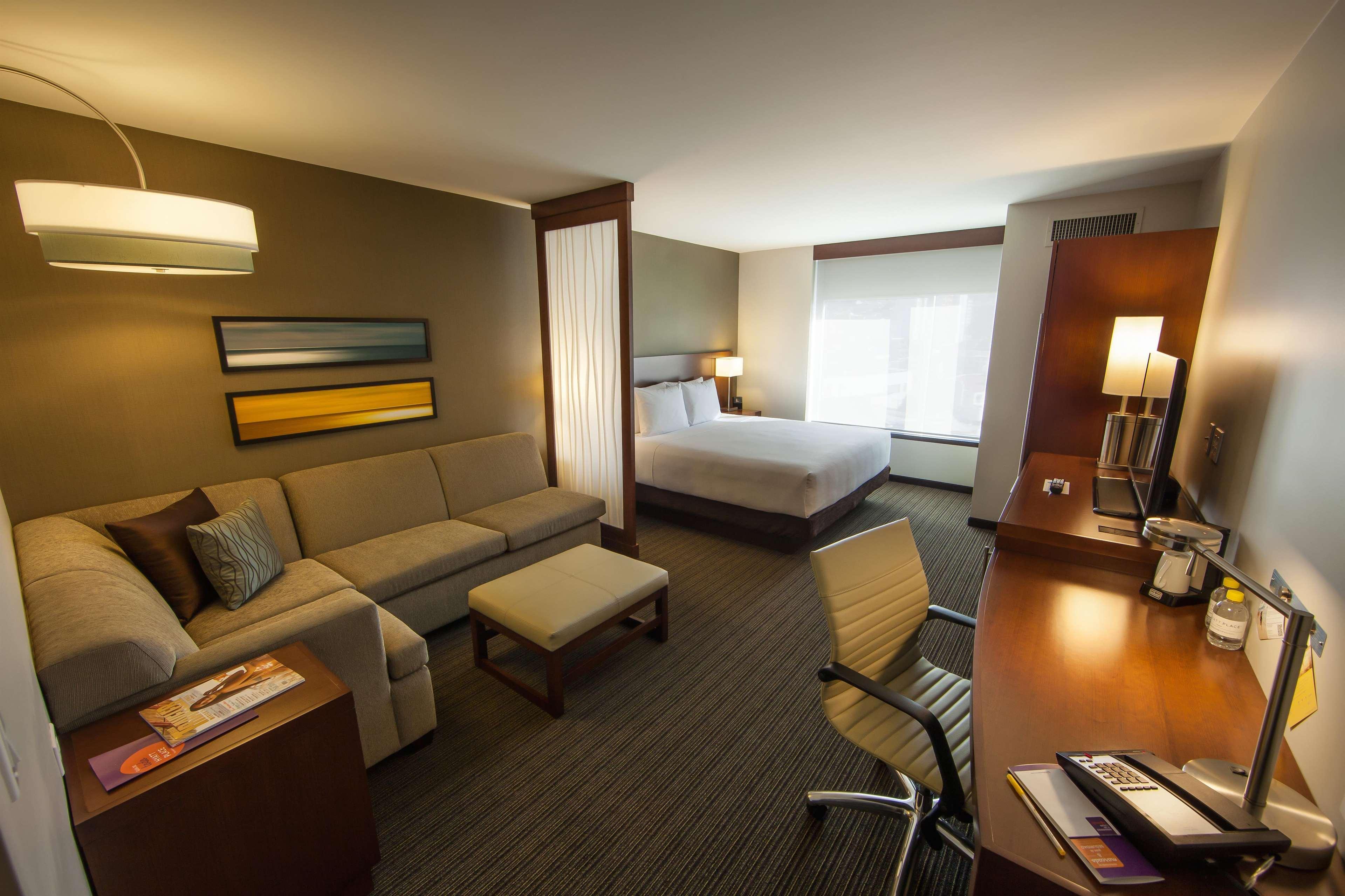 Hyatt Place Tijuana Bagian luar foto
