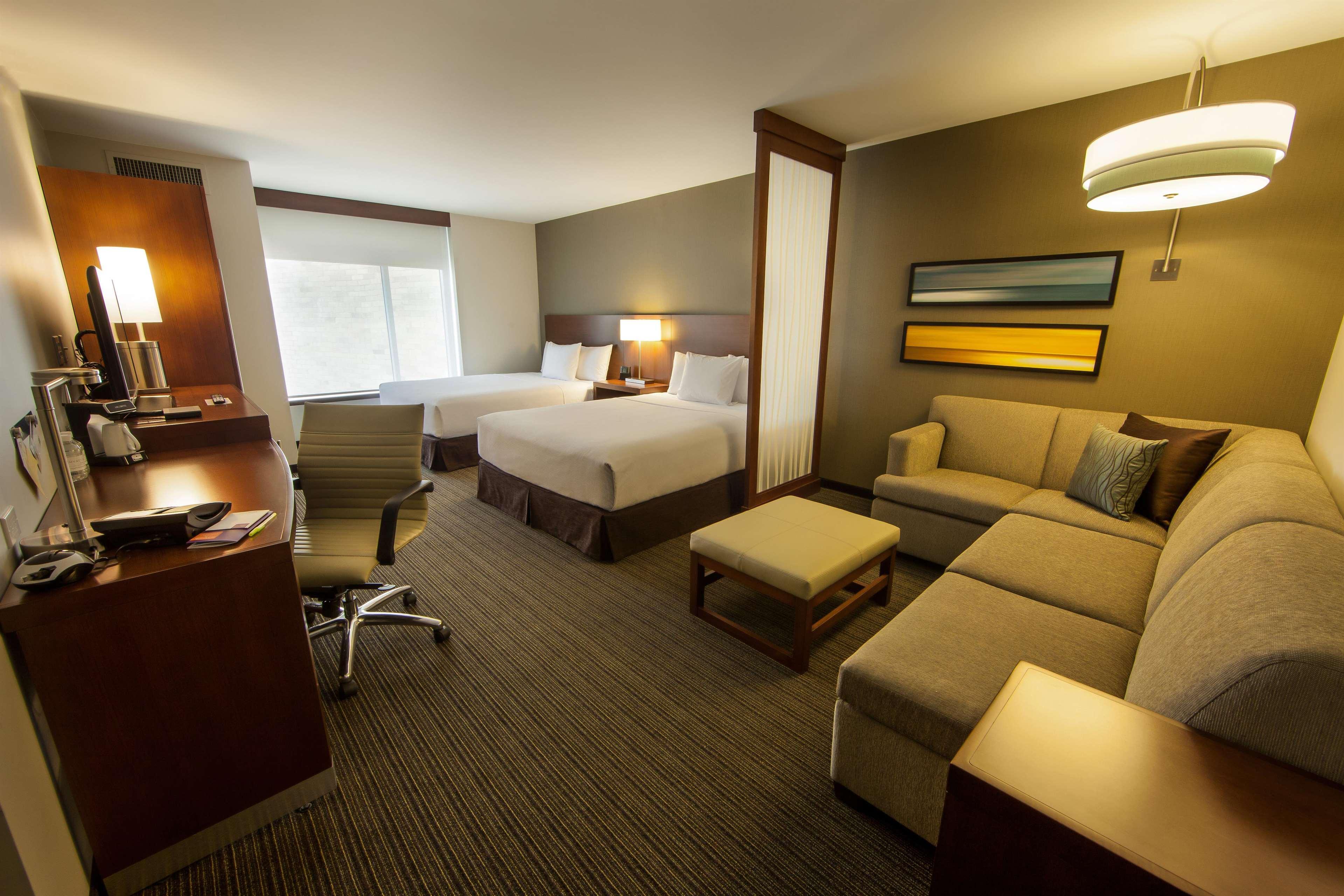 Hyatt Place Tijuana Bagian luar foto