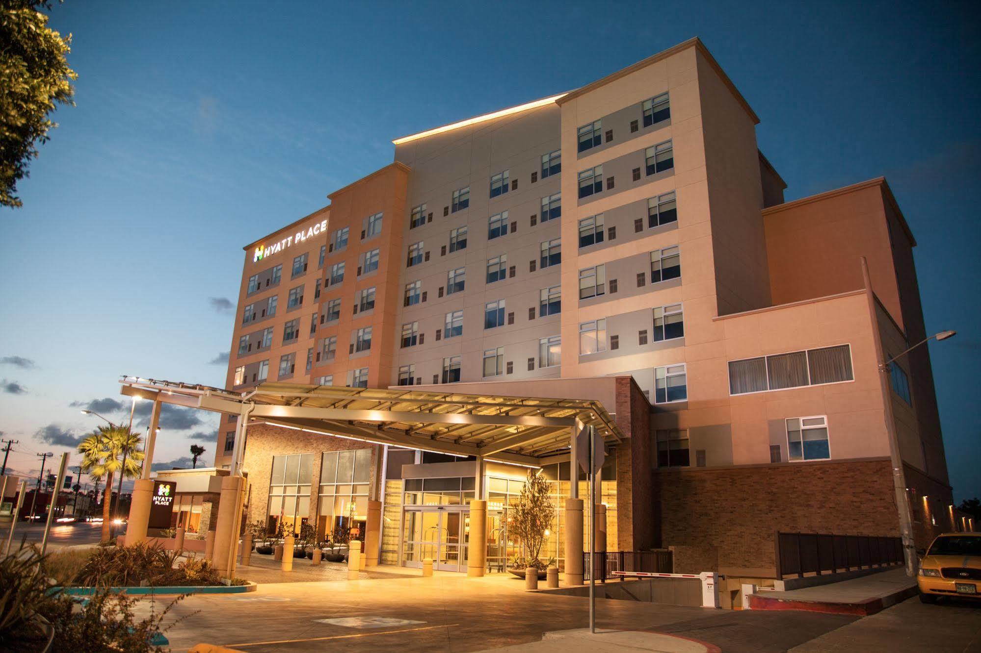 Hyatt Place Tijuana Bagian luar foto