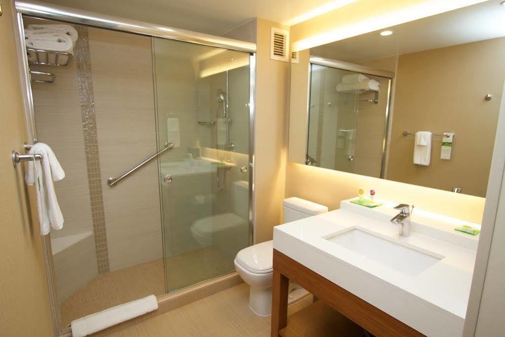 Hyatt Place Tijuana Bagian luar foto